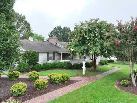 241 RIDGECREST DR, Danville, VA 24540
