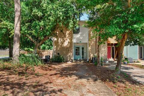3 NW Deal Avenue, Fort Walton Beach, FL 32548