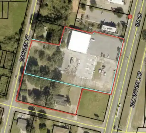 1212 N Ferdon Boulevard, Crestview, FL 32536