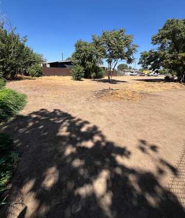 2432 Walnut Avenue S, Fresno, CA 93706