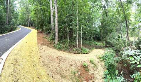 Lot 32 Village Circle West, Franklin, NC 28734