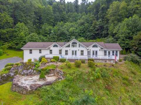 770 Discovery Place, Sylva, NC 28779