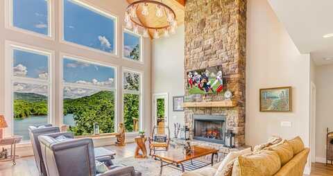 216 Alarka Point, Bryson City, NC 28713