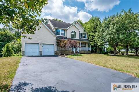 19 Christinalynn Drive, Monroe, NJ 08831