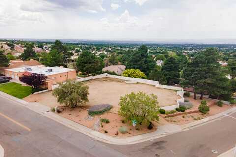3017 Camino De La Sierra NE, Albuquerque, NM 87111