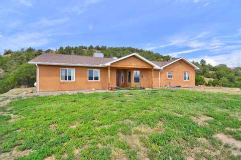 11 ZAMORA HEIGHTS Road, Cedar Crest, NM 87008