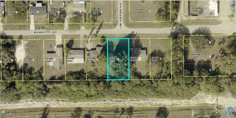 2208 Wyandotte Avenue, Alva, FL 33920