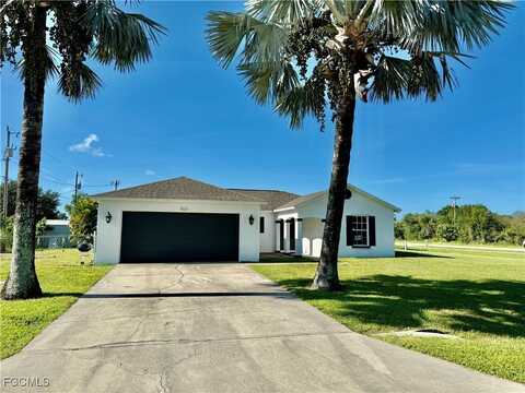 802 Kingsbury Court, Lehigh Acres, FL 33974