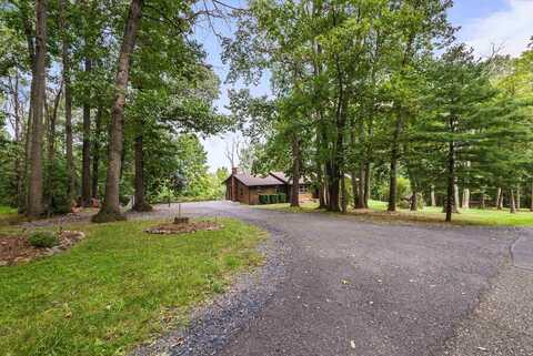 104 CRESTWOOD DR, CHURCHVILLE, VA 24421