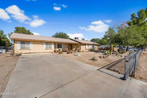 41003 E 41003 172nd St Street, Lancaster, CA 93535