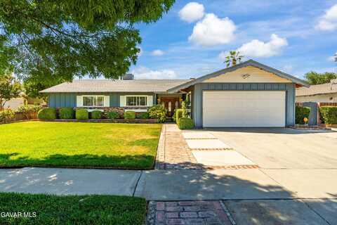 648 W Ave J-11, Lancaster, CA 93534