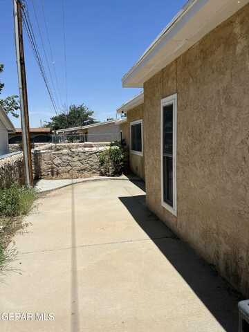 3221/3223 Isla Morada, El Paso, TX 79925