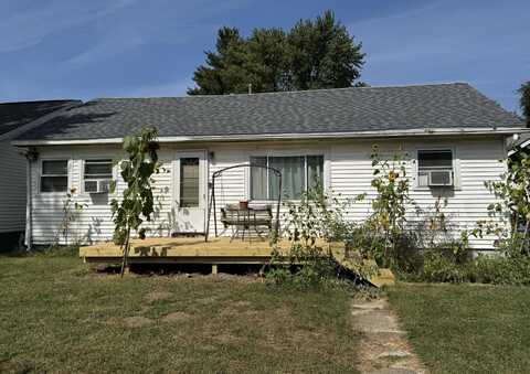 386 Fairmount Road, Kingsford Heights, IN 46346
