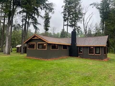 12409 POQUETTE LN, Suring, WI 54174