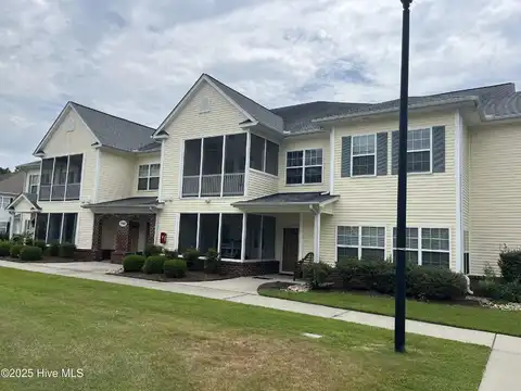 1901-201 Covengton Way, Greenville, NC 27858