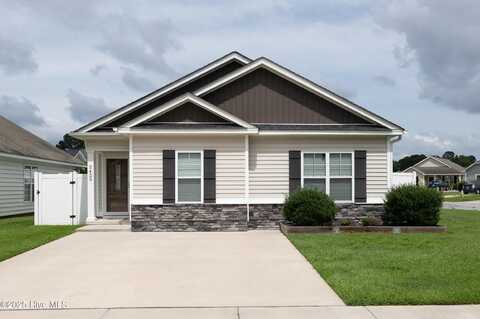 2425 Sawgrass Drive, Winterville, NC 28590