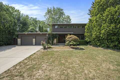 1745 Vesta Lane SE, East Grand Rapids, MI 49506