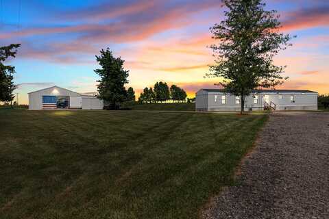 9965 Tuttle Road, Pittsford, MI 49271