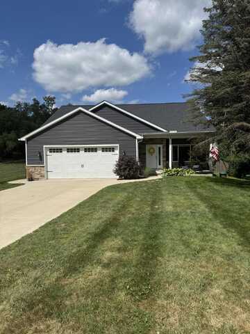 5818 Flemings Lake Road, Clarkston, MI 48348
