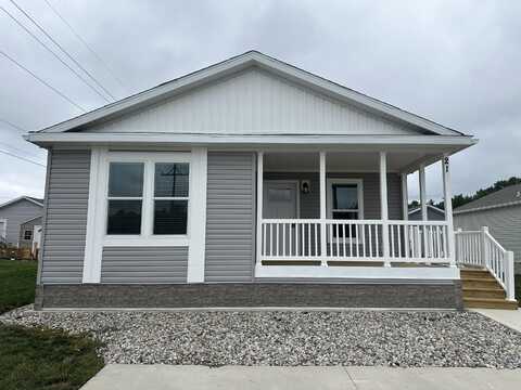 1283 E Ellis Road, Norton Shores, MI 49441