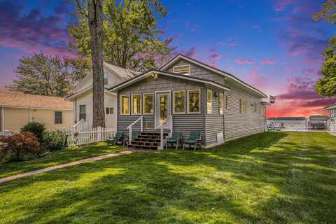 4304 Trails End Road, Middleville, MI 49333