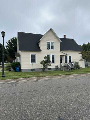 109 W Melendy Street, Ludington, MI 49431
