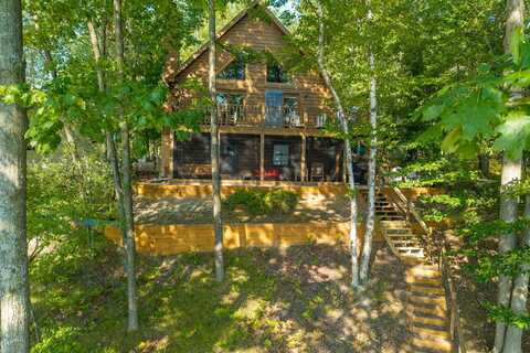 8711 N Island Drive, Canadian Lakes, MI 49346