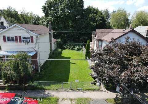 42 W Hollenback Avenue, Beach Haven, PA 18702