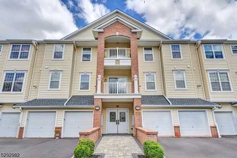 2201 Neville Ct, Franklin, NJ 08873