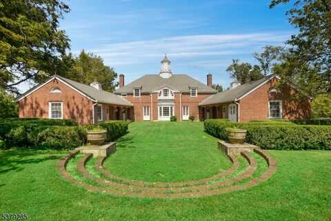 49 Liberty Corner Rd, Bernardsville, NJ 07931