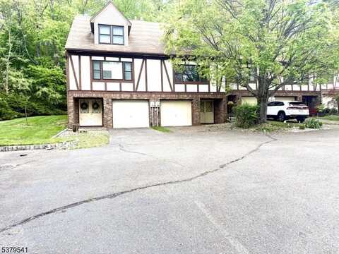 146 Garside Ave, Wayne, NJ 07470