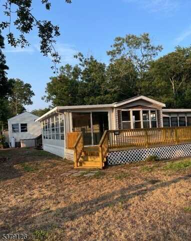 86 Townsends Creek Dr, Dennis Twp., NJ 08270