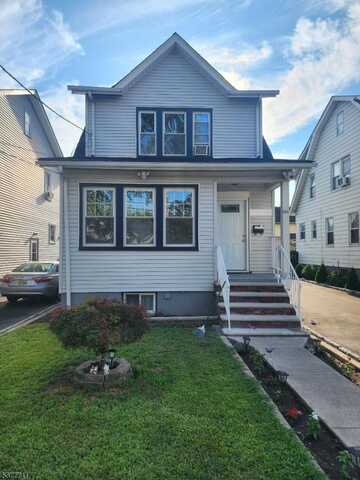 530 Drake Ave, Roselle, NJ 07203