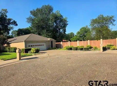 1617 Clearbrook, Henderson, TX 75652
