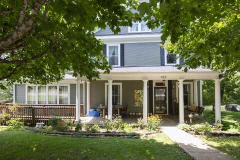 450 S Lafayette St, Lewisburg, WV 24901
