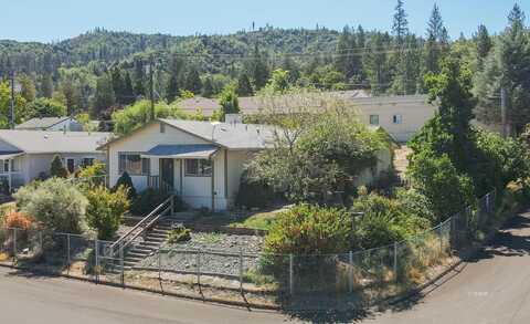 10 Second Avenue, Lewiston, CA 96052