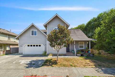 2700 Meadow Creek Way, Arcata, CA 95521