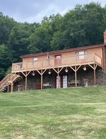 238 Whetstone Road, Greenup, KY 41144
