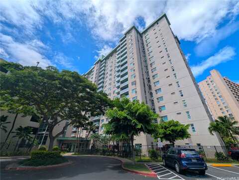 3009 Ala Makahala Place, Honolulu, HI 96818