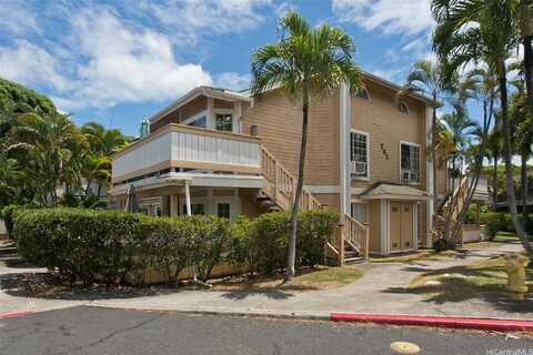 585 Mananai Place, Honolulu, HI 96818