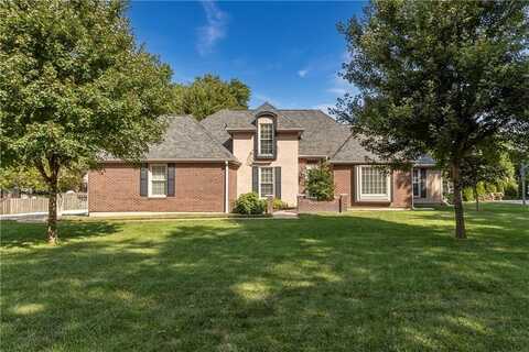 5004 W 111th Terrace, Leawood, KS 66211