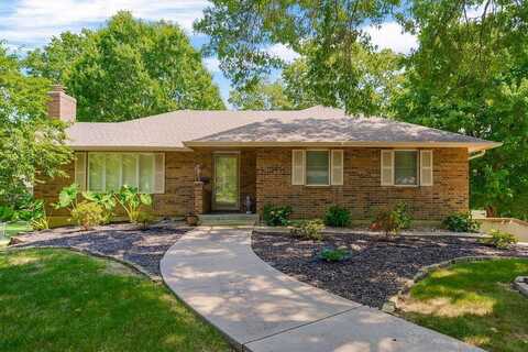 1323 S 15th Street, Leavenworth, KS 66048