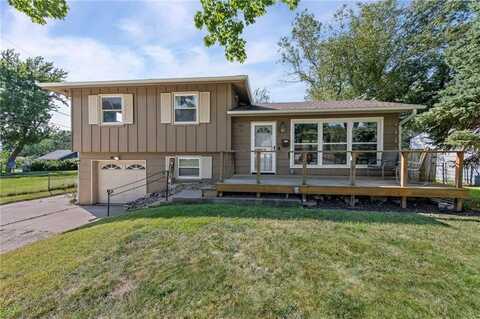 502 NW FRANCES Drive, Lees Summit, MO 64063