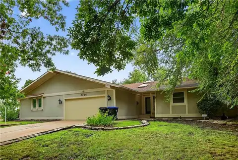 3746 Wood Valley Drive, Topeka, KS 66610
