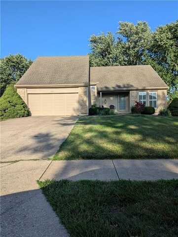 11663 Grant Drive, Overland Park, KS 66210