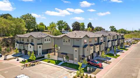 7481 W Swain Lane, Garden City, ID 83714