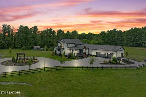 3358 Plateau Rd, Crossville, TN 38571