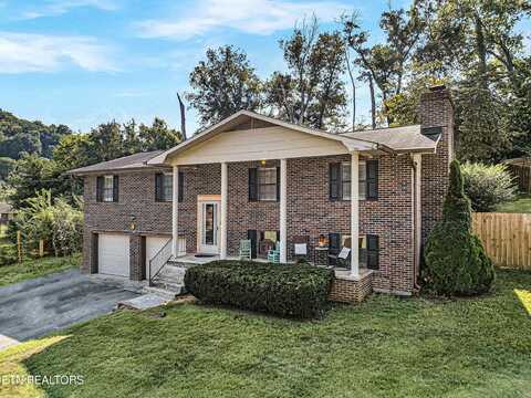 633 Woodland Drive, Clinton, TN 37716