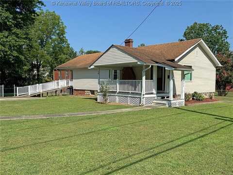 825 Poplar Street, Saint Albans, WV 25177