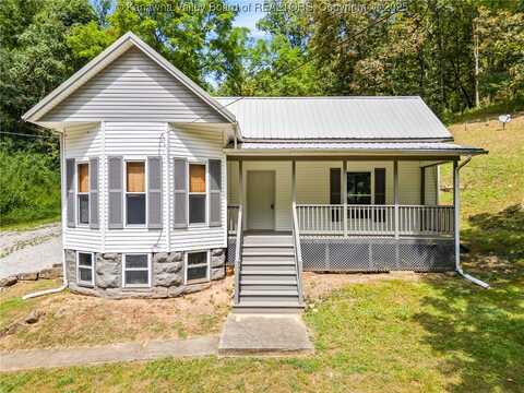 4527 Woodward Drive, Charleston, WV 25312
